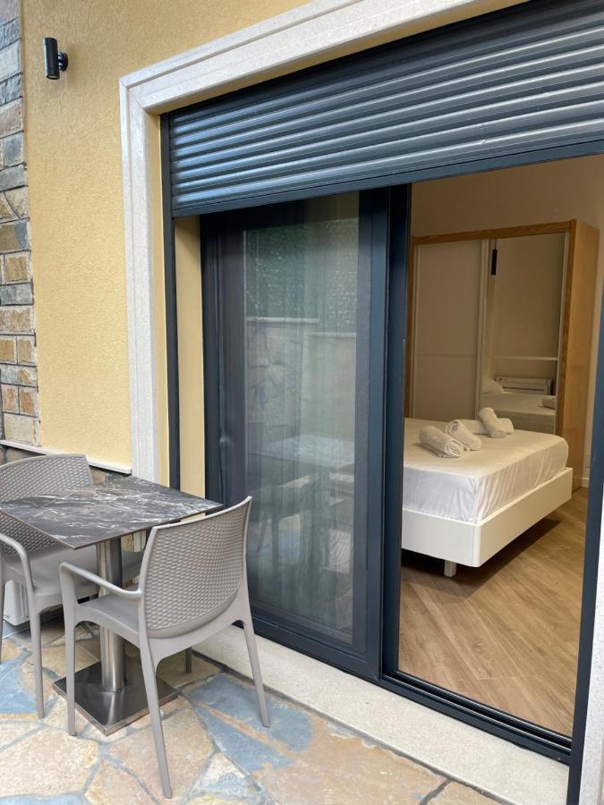 Arial Trinity Suites Vlore Exterior photo