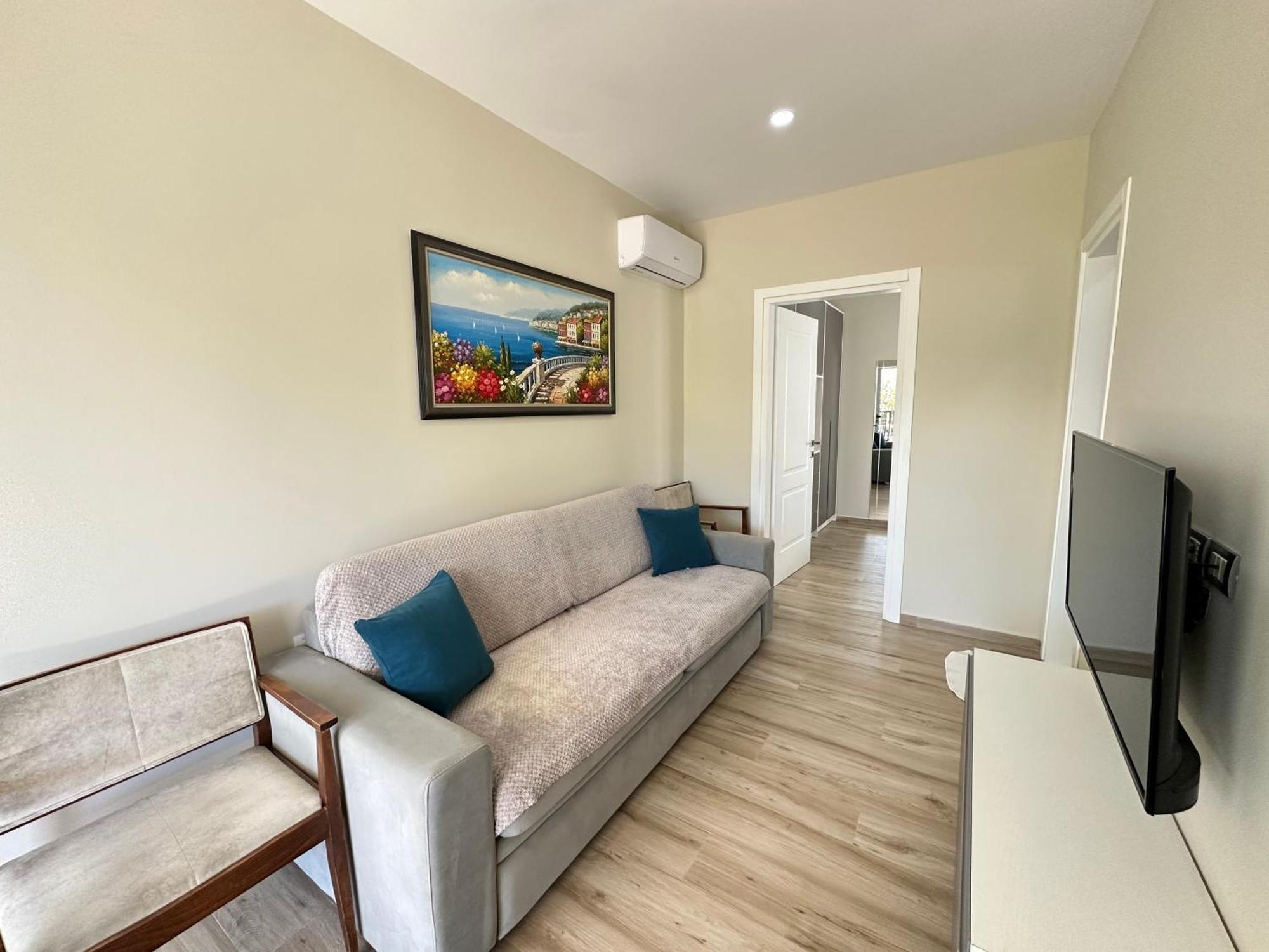 Arial Trinity Suites Vlore Exterior photo